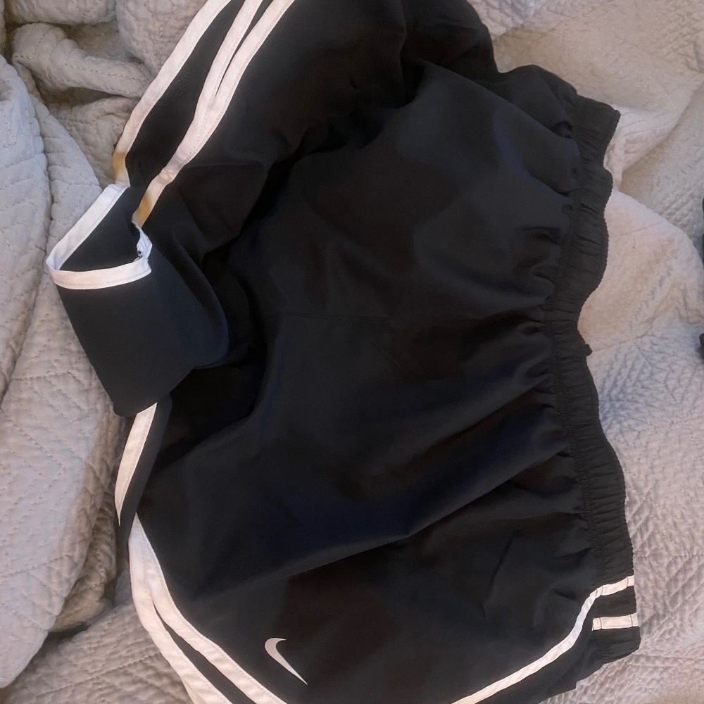 Nike Tempo Women's Running Shorts (Plus Size)